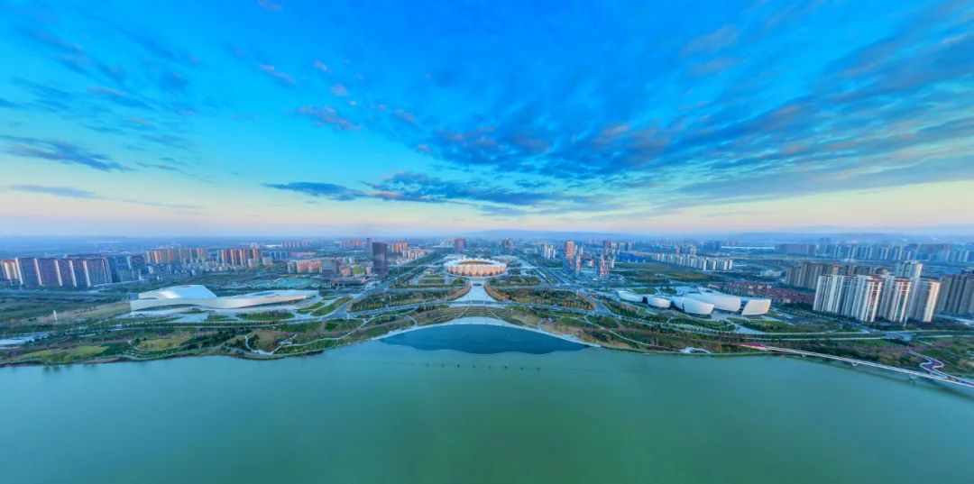 国际港务区房价解析与楼盘测评：中国速度下的黄金席位与王者登场